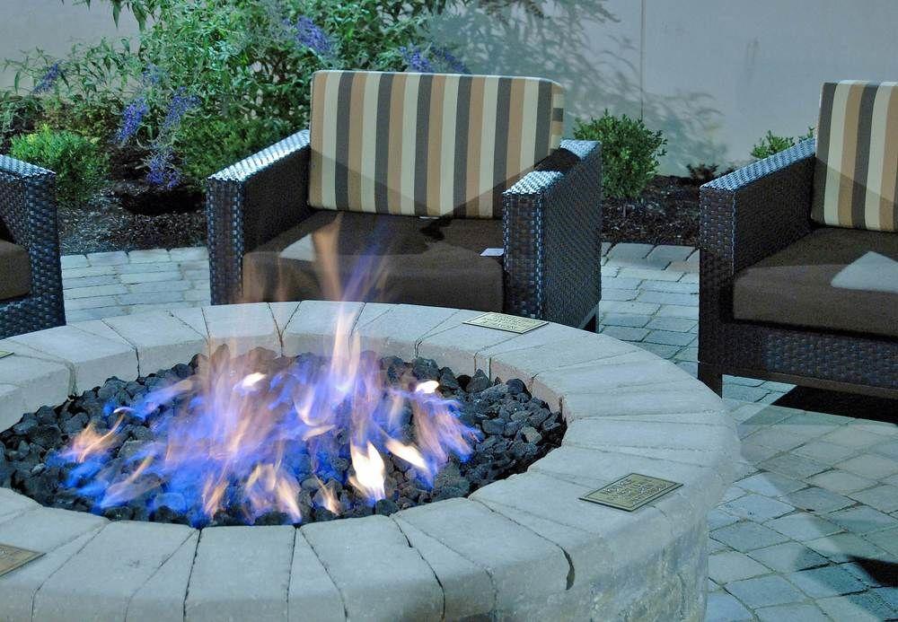 Отель Courtyard By Marriott Columbus New Albany Экстерьер фото